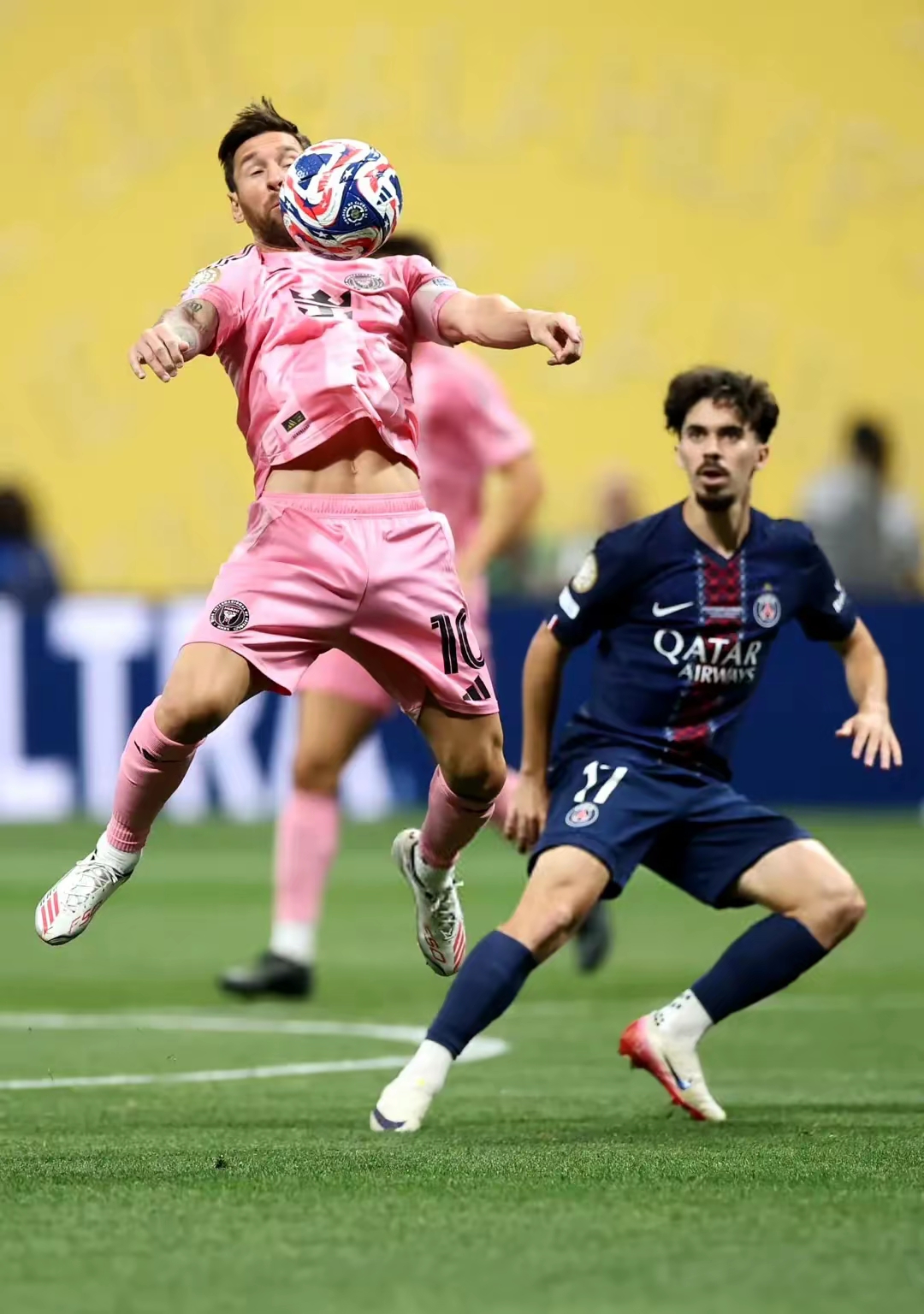 关于清晨巴黎圣日耳曼备战欧超杯，状态回暖细节曝光，质疑声仍在，纪律约束更严格的信息